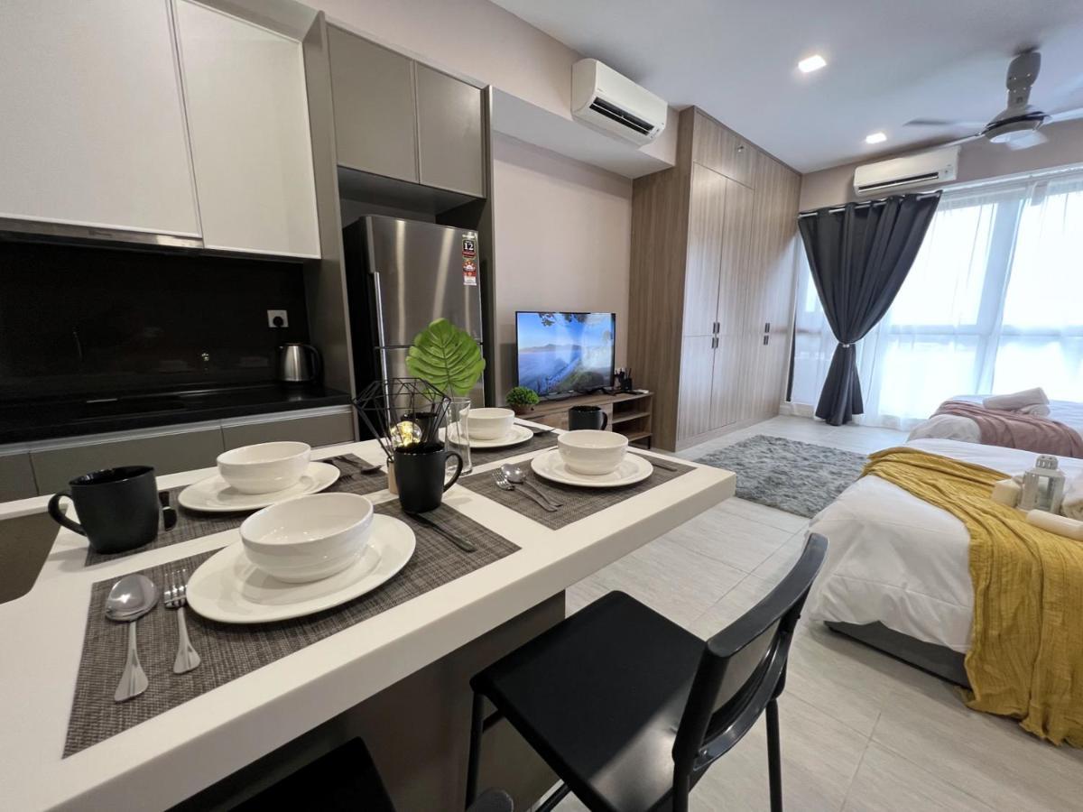 Free Parking # 2 Bed Family Bellsuite - Sepang Klia Kota Warisan Exterior photo