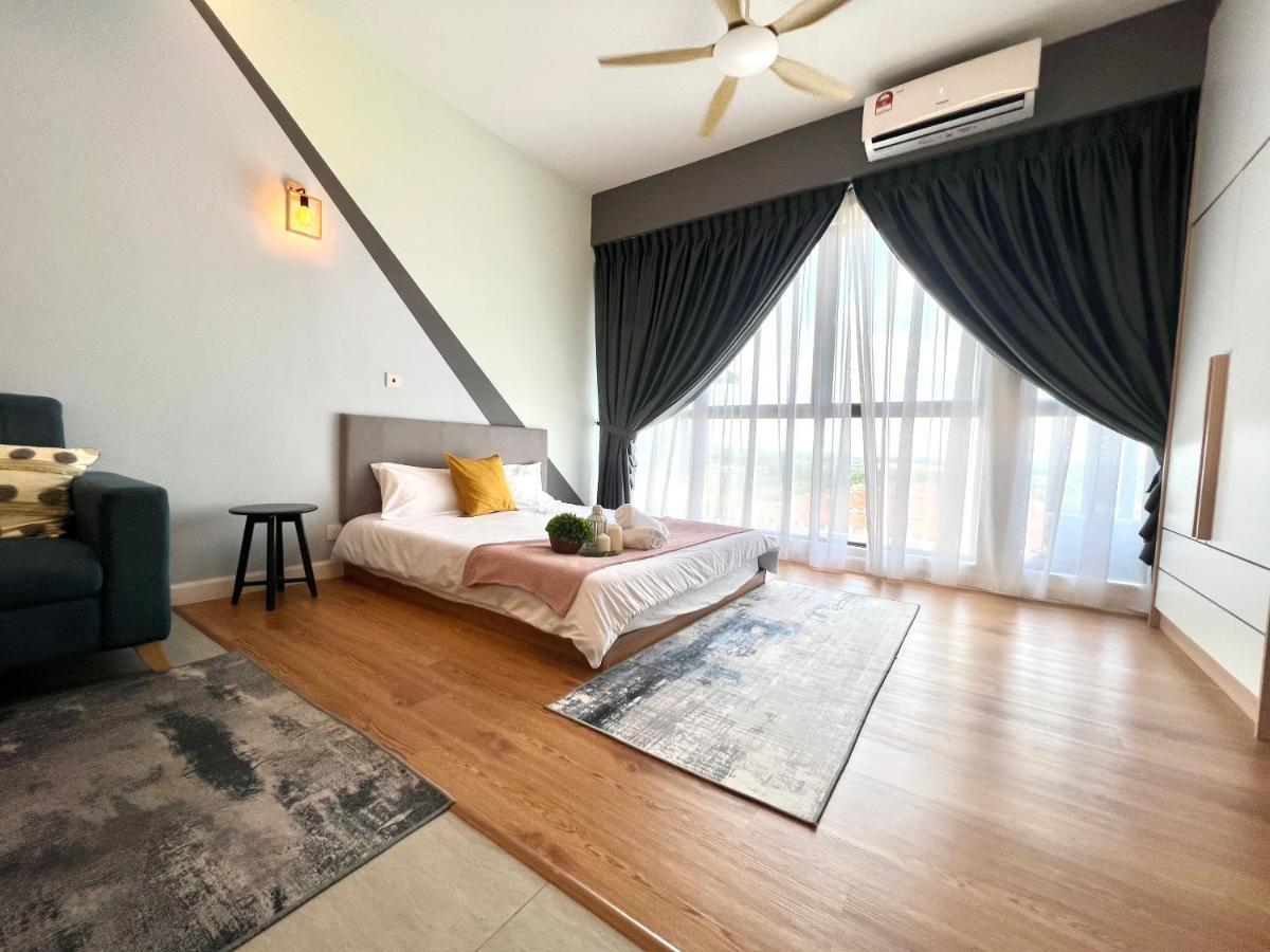 Free Parking # 2 Bed Family Bellsuite - Sepang Klia Kota Warisan Exterior photo