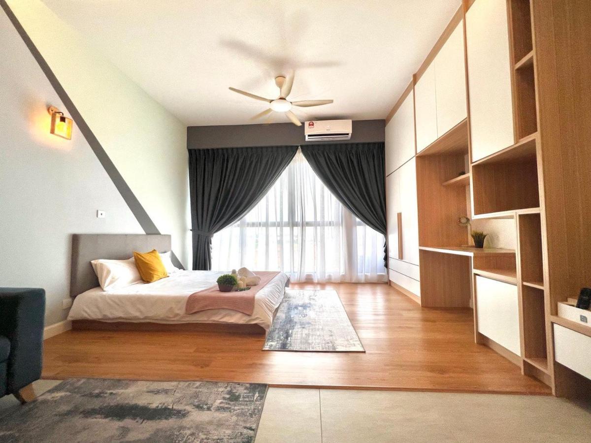 Free Parking # 2 Bed Family Bellsuite - Sepang Klia Kota Warisan Exterior photo