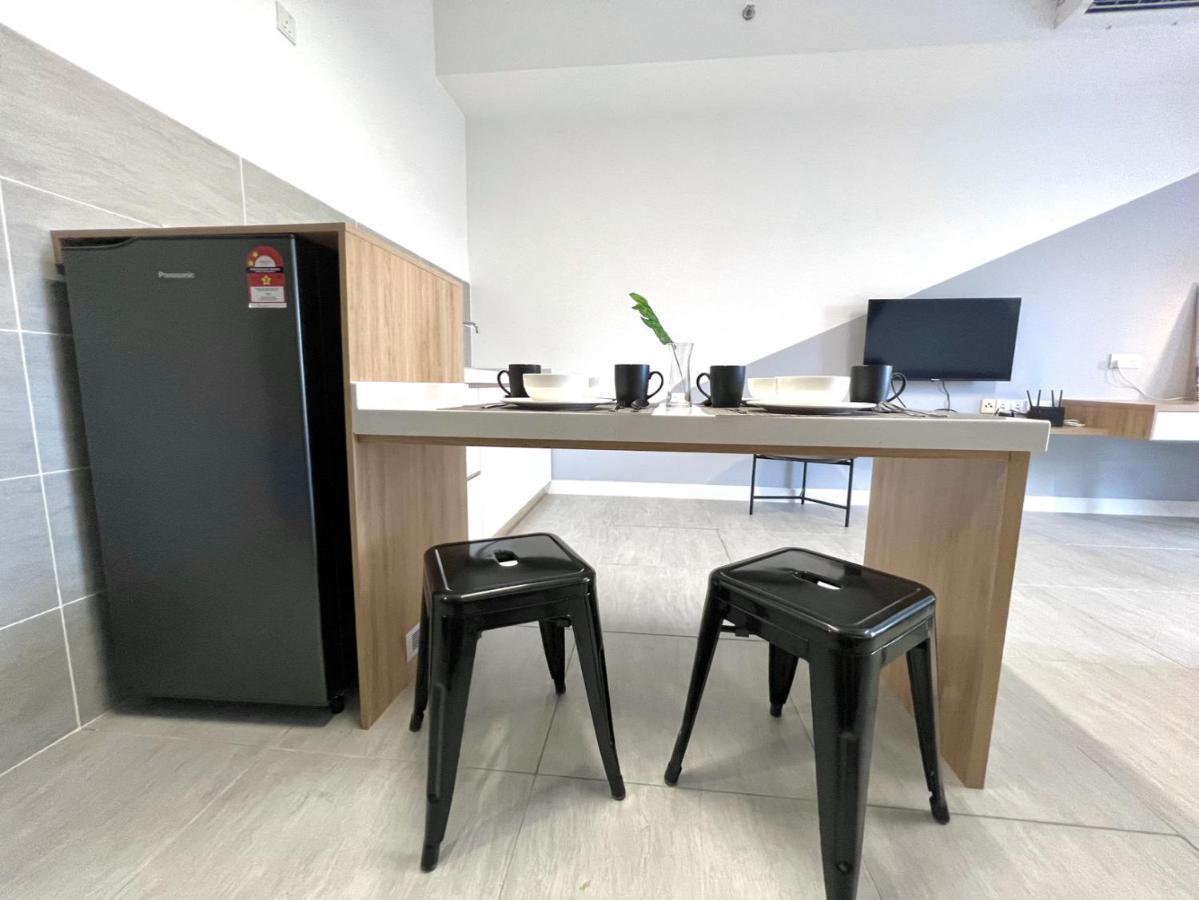 Free Parking # 2 Bed Family Bellsuite - Sepang Klia Kota Warisan Exterior photo