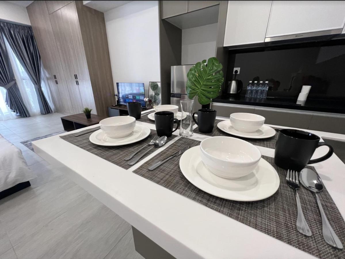 Free Parking # 2 Bed Family Bellsuite - Sepang Klia Kota Warisan Exterior photo
