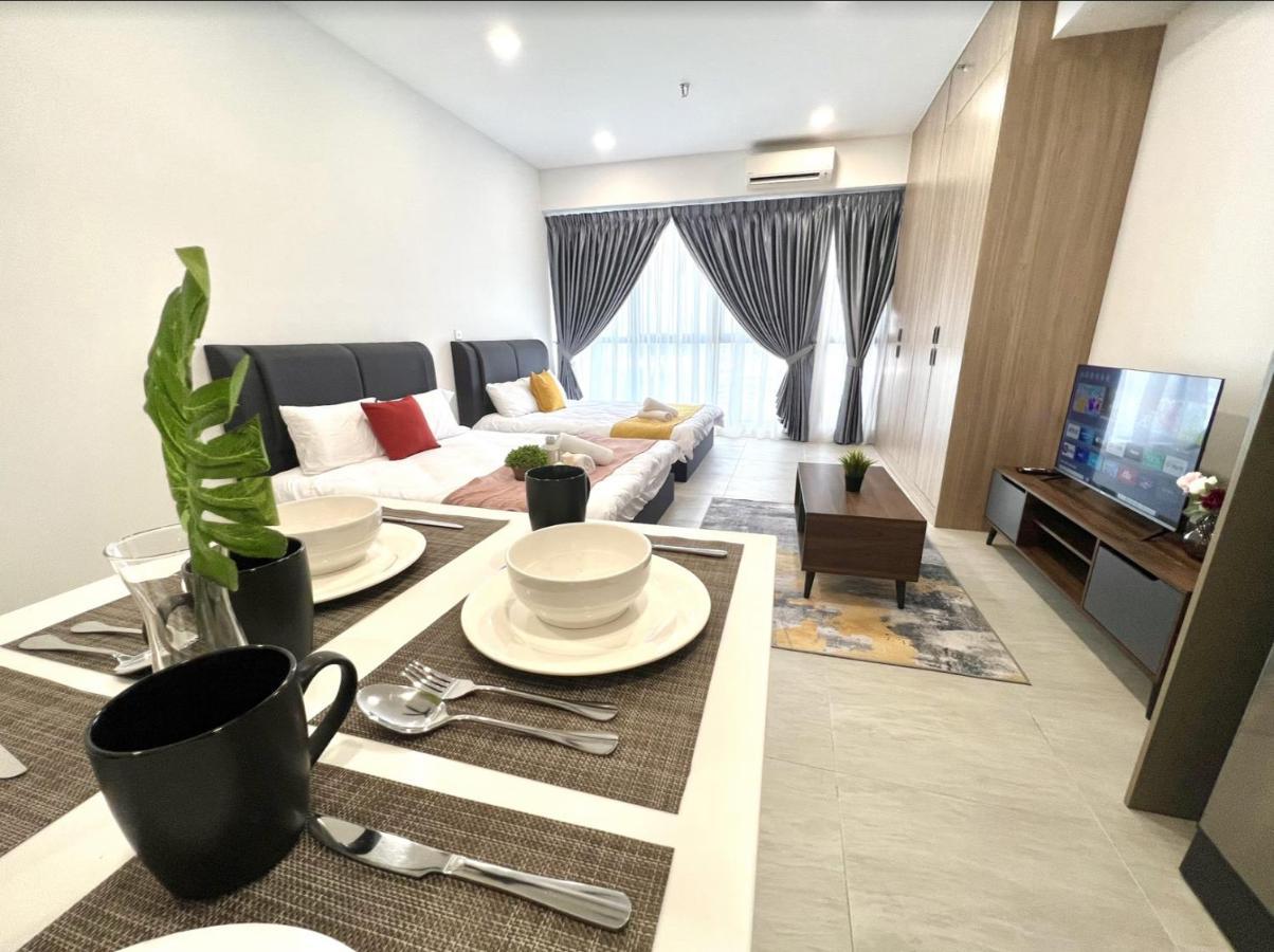 Free Parking # 2 Bed Family Bellsuite - Sepang Klia Kota Warisan Exterior photo